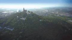 对糊口的看护：地下车库有水系景不雅